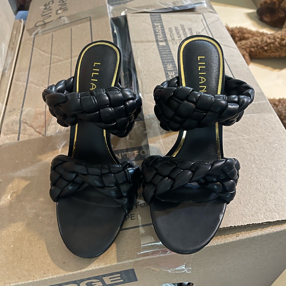Black chunky heels